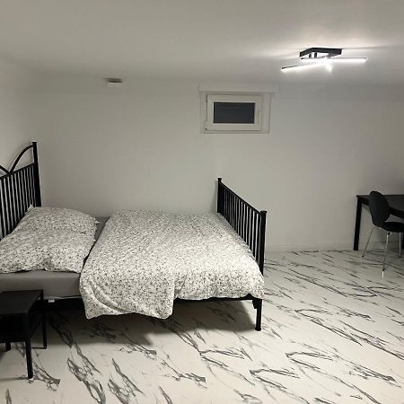 Nice Calm Souterrain Appertment In Ratingen Ngoại thất bức ảnh