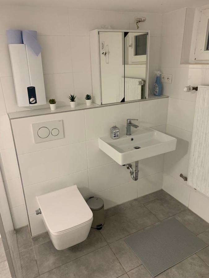 Nice Calm Souterrain Appertment In Ratingen Ngoại thất bức ảnh
